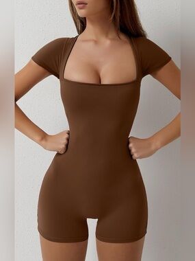 NWOT Chocolate Brown Ribbed Square Neck Short Romper - S (Stretch)